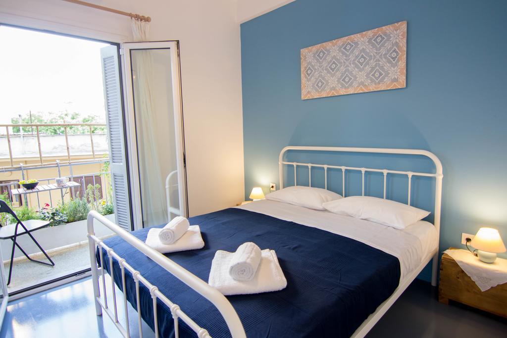 Athenian Blue - Family Apt 5' Minutes From Acropolis Museum Exterior foto