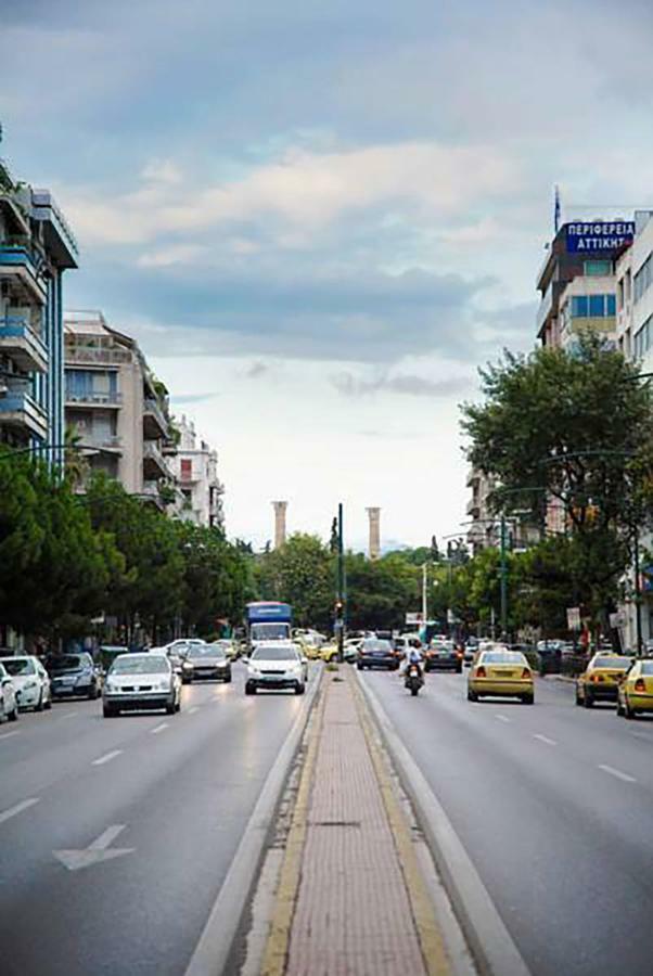 Athenian Blue - Family Apt 5' Minutes From Acropolis Museum Exterior foto